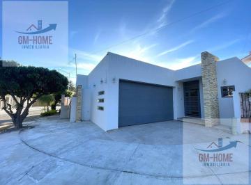 Casa · 220m² · 3 Recámaras · Casa en Lomas de Mazatlán