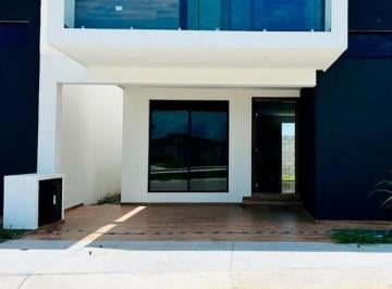 Casa · 180m² · 3 Recámaras · 1 Estacionamiento · Casa en Residencial Abas