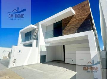 Casa · 173m² · 4 Recámaras · 2 Estacionamientos · Casa en Venta en Sonterra