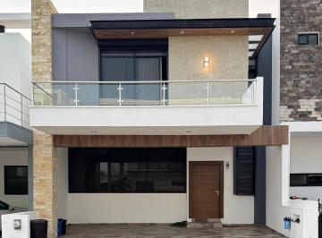 Casa · 234m² · 4 Recámaras · 3 Estacionamientos · Casa en Venta Coto Platino Norte, Mazatlán, Sinaloa