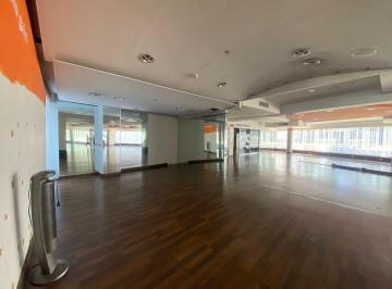 7d72c6518ccb797dd46be28c2330f3267965f7b99d70e14a2bf5efd154e43091 · Local Comercial en Renta Plaza 02
