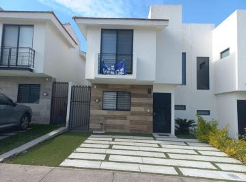 Casa en condominio · 125m² · 3 Recámaras · 2 Estacionamientos · Casa en Venta en San Agustín, Tlajomulco de Zúñiga