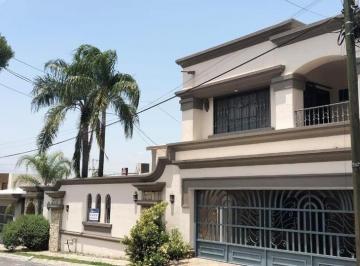8d18b82597f7b78792d416cae29cf1960b14be4f33597893708f7bc8f5cb0c0d · Casa en Venta Contry La Silla