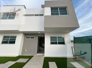 Casa · 136m² · 3 Recámaras · 2 Estacionamientos · Camila Hills - Modelo Aurora