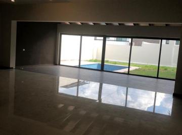 e1c56f33f4063141f64627a90b996e5fe899e8fed1c644efc18c3637f7c957bb · Casa en Venta Zona Uro