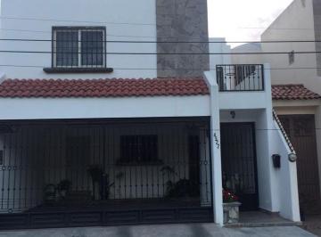 c6d4b7e8bca548954ecc7be2adb039da39248ea923d924c00538fb33ae754c79 · Casa en Venta en Monterrey