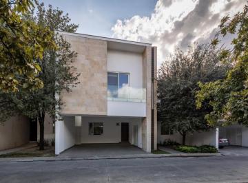 9ee71618d5fdf92741c1bbbcdb20d67fce00cb5eae3cf5fe83aed83b0e4f0886 · Casa en Venta Zona San Agustin Spgg
