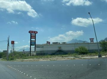 5dcc3bc3dd8066c188ec1a90a25913ad011cc6c884376fe37cb2d629f9ccc001 · Terreno Comercial en Renta Zona Santa Catarina