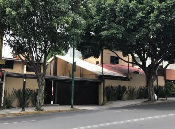 Fachada Exterior · Propiedad Única en Calzada de Las Águilas (3 en 1)
