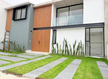 Casa de 3 habitaciones, Naucalpan de Juárez · Venta de Residencia de Lujo a Estrenar con Gran Ubicación, Lomas del Río.
