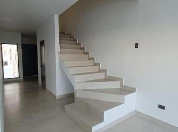 a0a4f8ff5d8f3529a98decfb41e9b91ff05017cc16eb7a0d91e112acf1a6b2e0 · Casa en Venta en Dominio Cumbres