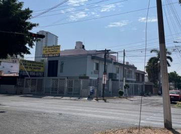 Local comercial , Zapopan · Local en Renta Av Clouthier en Esquina