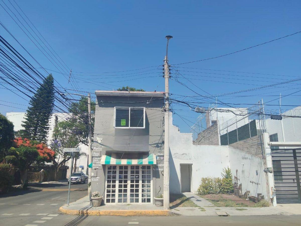 Local Comercial de 274 m&sup2; en Venta en Jardines de La Hacienda