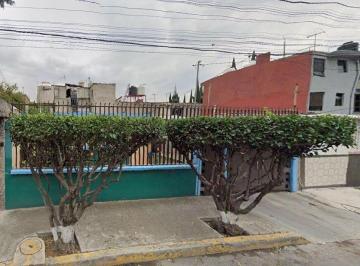 Casa de 4 habitaciones, Azcapotzalco · Venta de Casa en Col Petrolera Azcapotzalco Cdmx