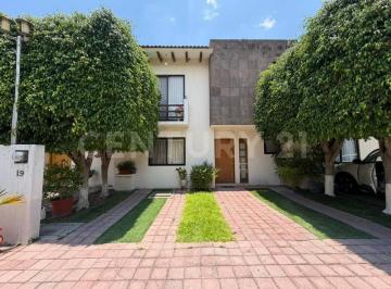 Casa en condominio · 140m² · 3 Recámaras · 2 Estacionamientos · Renta de Casa en El Pueblito