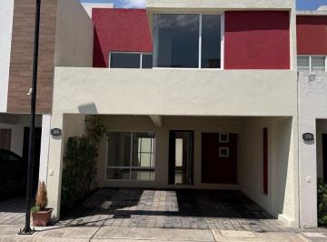 Casa en condominio de 3 habitaciones, Toluca · Renta de Casa en Villa Toscana III Toluca