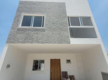 Casa de 3 habitaciones, Zapopan · Casa en Venta en Savia Central, Zapopan Jalisco