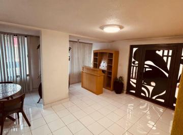 Casa · 150m² · 4 Recámaras · 4 Estacionamientos · Casa de 2 Niveles con Jardín y 4 Recámaras | Rincón Colonial Calacoaya, Atizapán