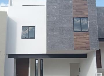 Casa · 220m² · 3 Recámaras · 2 Estacionamientos · Casa en Venta Fracc Campo Azul