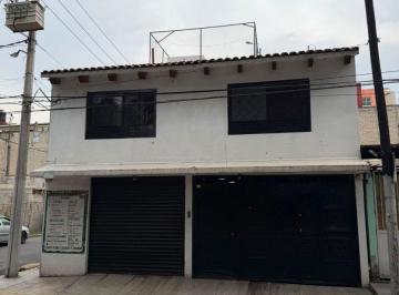 Casa de 5 habitaciones, Xochimilco · Casa en Venta de 200 m² de Construccion en Barrio 18