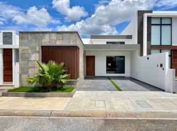 Casa de 3 habitaciones, Alvarado · Bonita Casa en La Rioja, Veracruz