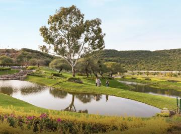 Terreno / Lote en Venta  Altozano el Nuevo Querétaro · Terreno Residencial Premium
