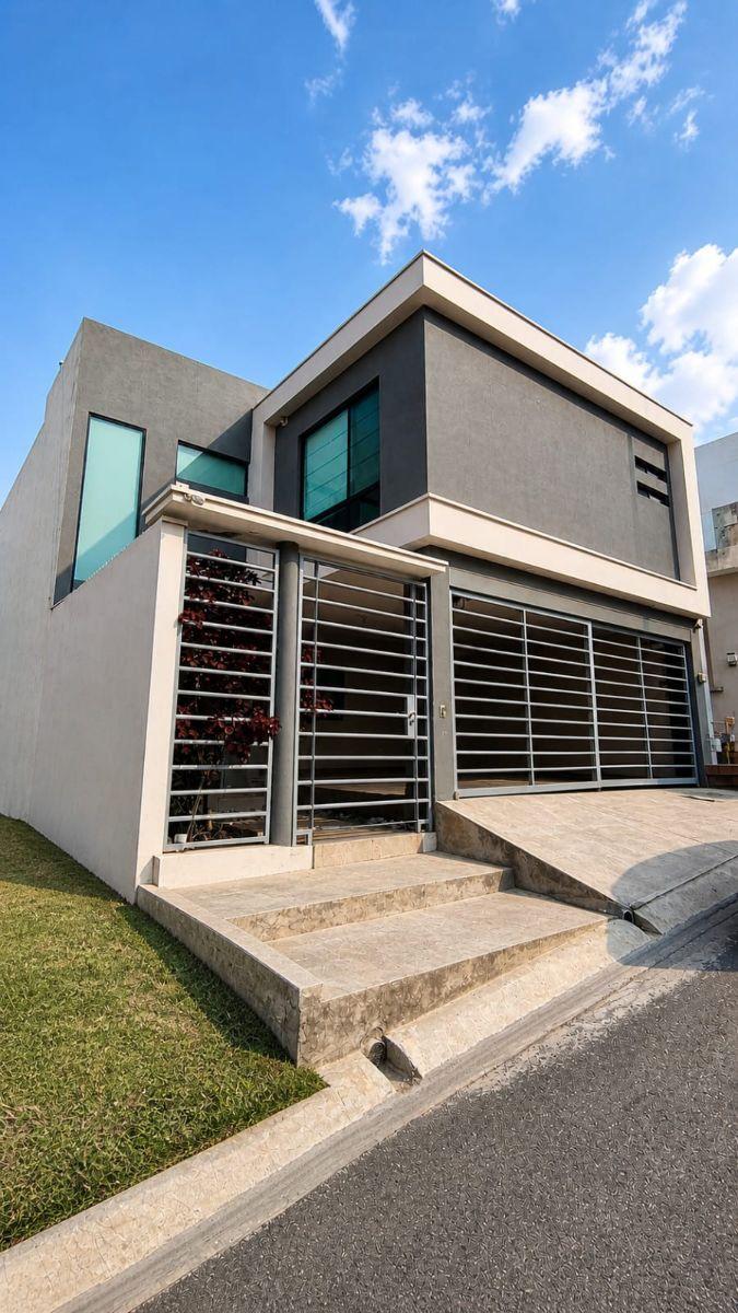 Casa en Renta – Las Aves | Zona Cumbres Elite, Monterrey, N. L.