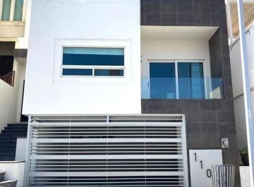 Casa de 3 habitaciones, San Pedro Garza García · Casa Privanzas