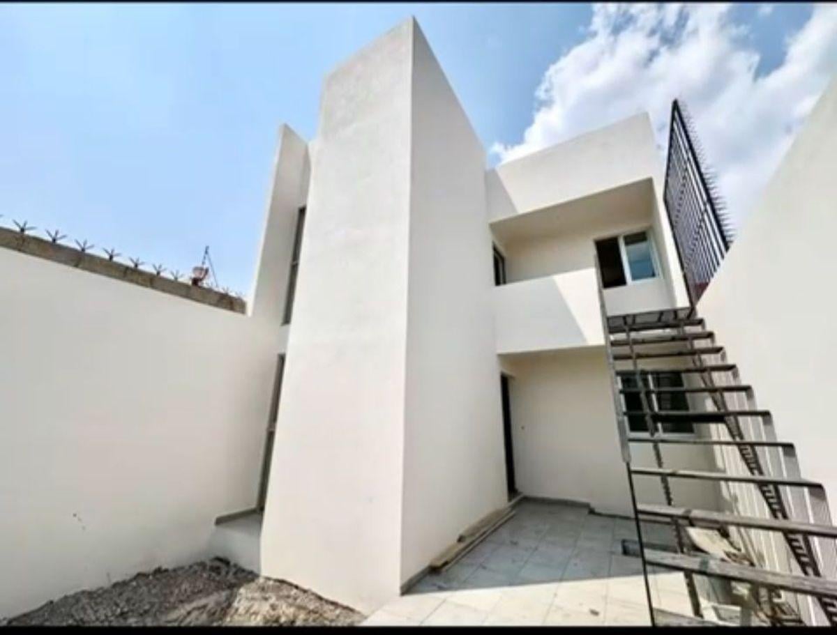 Apartments for Sale in El Refugio Neighborhood Near Av. 3 Sur