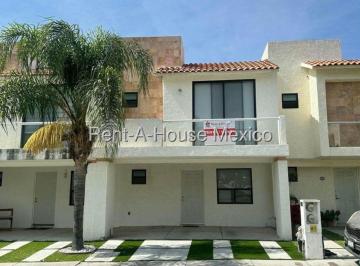 Casa en condominio de 3 habitaciones, Querétaro · Casa en Renta en El Mirador