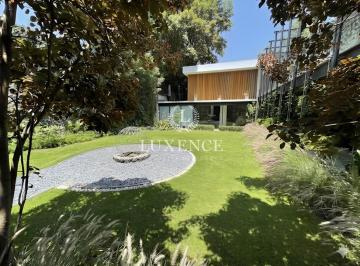 Casa · 1880m² · 4 Recámaras · 4 Estacionamientos · Casa en Jardines del Pedregal en Venta