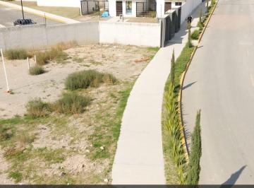 Terreno / Lote · 386m² · Renta de Lote Comercial en Esquina en Fraccionamiento en Mineral de Reforma