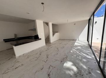 Casa de 3 habitaciones, Mérida · Casa con Equipamiento en Chuburna Hidalgo, Dentro de Mérida