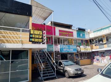 Local comercial , Coyoacán · Local Comercial en Plaza Comercial en Esquina 80 m² en Dos Niveles con Dos Medios Baños, Zona Sur
