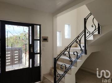 Casa · 177m² · 4 Recámaras · 4 Estacionamientos · Casa Ballena - con Vista Al Mar en San Jose del Cabo