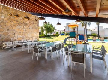 Casa de 3 habitaciones, Tlajomulco de Zúñiga · Casa en Venta, El Cortijo, San Agustín. Tlajomulco. Jalisco