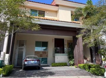 Casa de 4 habitaciones, Tlajomulco de Zúñiga · Casa en Venta en San José del Tajo | 4 Recámaras