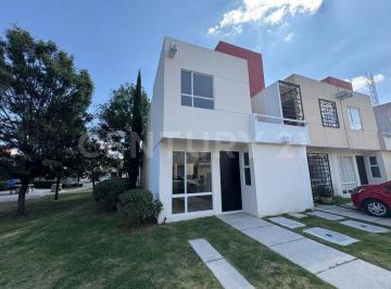 Casa · 86m² · 3 Recámaras · 3 Estacionamientos · Venta Casa en Fraccionamiento Sanctorum, Cuautlancingo