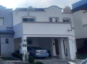 Casa de 3 habitaciones, Monterrey · Casa en Renta, Villas La Rioja, Monterrey, N. L.