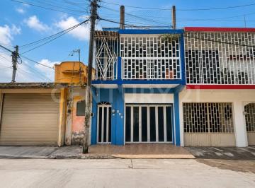 Casa · 135m² · 2 Recámaras · Venta de Casa en La Colonia El Faro
