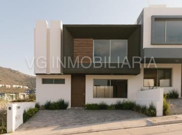 Casa de 3 habitaciones, Morelia · Casa en Cañadas del Bosque Tres Marías