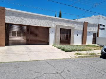 Casa de 3 habitaciones, Chihuahua · Se Vende Casa Una Planta Quintas del Sol