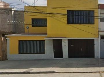 Casa de 4 habitaciones, Benito Juárez · Casa en Venta en Petén #662