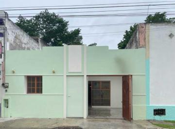 Casa · 275m² · 3 Recámaras · 1 Estacionamiento · Venta Casa Colonial 3 Recamaras Equipada Merida Centro Historico