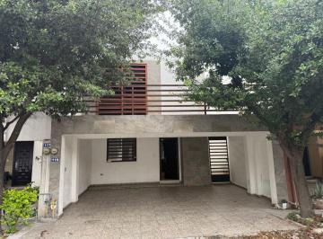 Casa de 3 habitaciones, Apodaca · Casa en Renta en Molinos San Francisco Apodaca N. L. Equipada