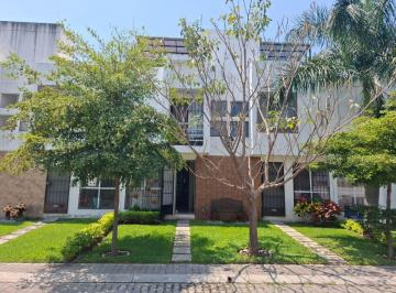 Casa en condominio de 3 habitaciones, Emiliano Zapata · Venta de Casas con Alberca Al Sur de Morelos, Emiliano Zapata, Morelos