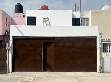Casa de 5 habitaciones, Puebla · Casa en Venta en Loma Bella