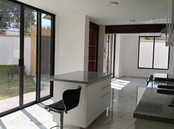 214b6cfe5e915a01a9f1828ec142b87e0e8d126e4f8844f8a19dbd94494ee8c8 · Venta de Casa con Amplio Jardín, Jardines de San Mateo Naucalpan