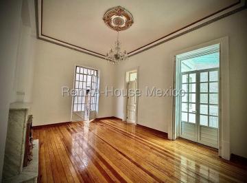Casa de 6 habitaciones, Cuauhtémoc · Casa Oficina en Renta en Cuauhtémoc, Roma Norte Cmb 26 - 3197.