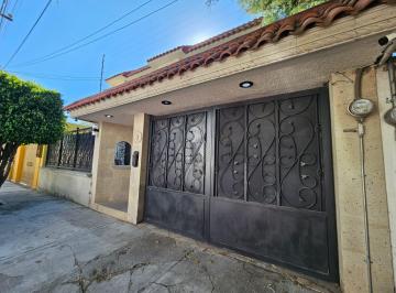 Casa · 260m² · 3 Recámaras · 2 Estacionamientos · Casa en Venta en Jardines de San Mateo, a 7 Minutos de Ciudad Satelite